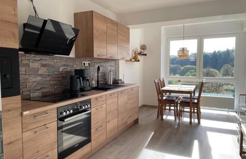 Ennepetal Apartment | Gemütliche Gästewohnung, zentral, mit Blick in die Natur