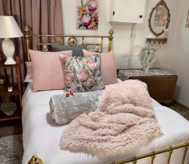Britstown Apartment | Gentle Snooze Inn