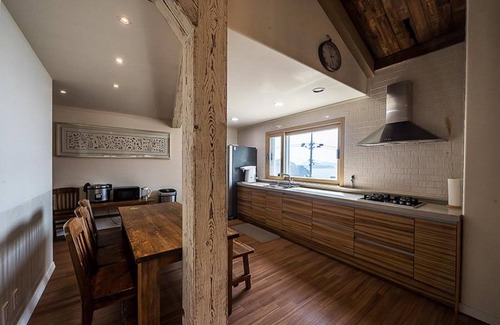 Geoje House | Geoje Badatga, Aesop Ajeossine jip