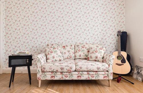 Speke Apartment | George Harrison's Former 3Bed Home in Liverpool