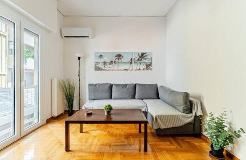 Ilisia Apartment | George's Cozy 60m2 Apartment 7' Metro