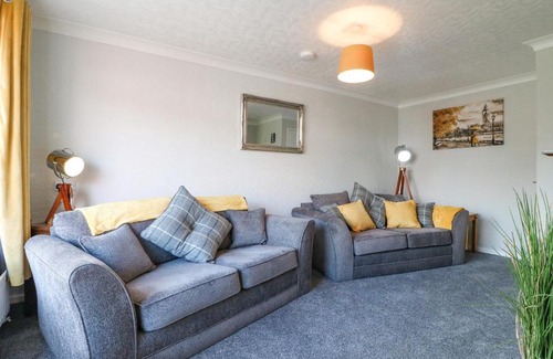 Kingsley Holt House | George's Place