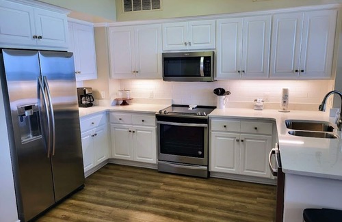 Thomas Drive Condo | Georgeous 2-Bedroom; Disc June Rates! Spect Gulf Views; Beach Chair Serv Incl.
