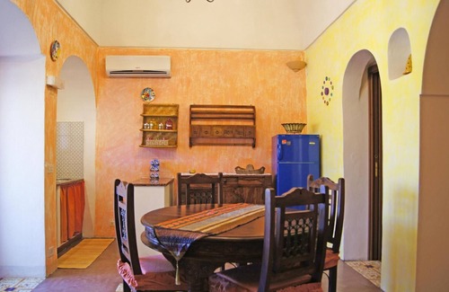 Kamma House | Geranium dammuso with water view