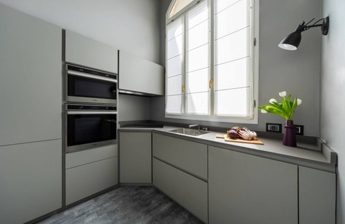 Historic Center Apartment | GetTheKey Pavaglione Apartment