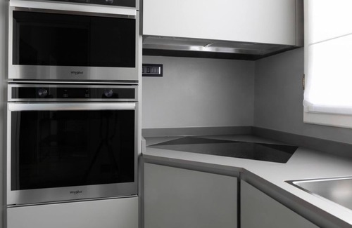 Historic Center Apartment | GetTheKey Pavaglione Apartment