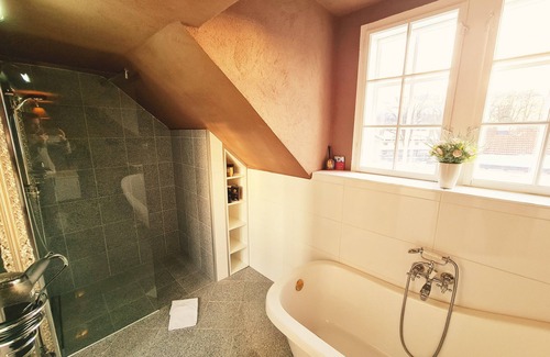 Knittelfeld Bed & Breakfast | Gewerkenschlössl Zeilinger