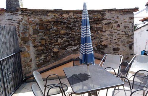 Civezza Apartment | Ggroße Ferienwohnung mit Terrasse, Laden und Restaurant Fußläufig