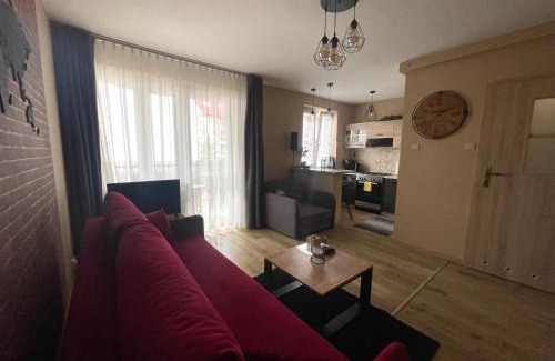 Bialystok Apartment | Giallo-Rosso