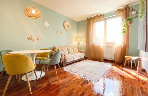 Lucca Historical Center Apartment | GIALLOMANGO Apt in Lucca