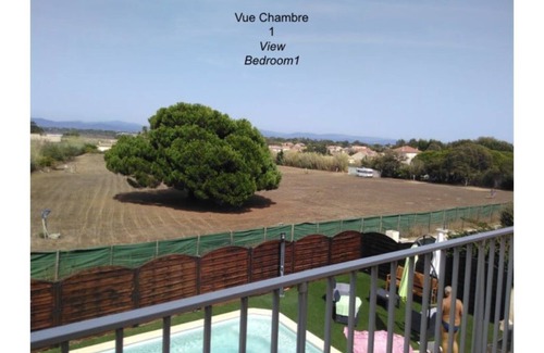 Giens Apartment | GIENS, T2 in owner's villa with swimming pool