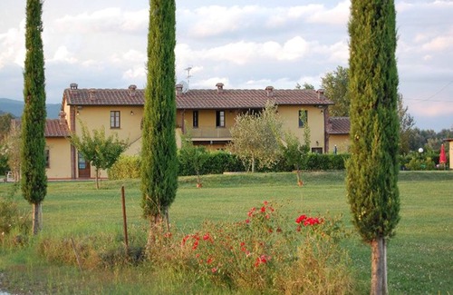 Latignano Apartment | GIGLIO apartment, up to 4 people NO KIDS LOCATION