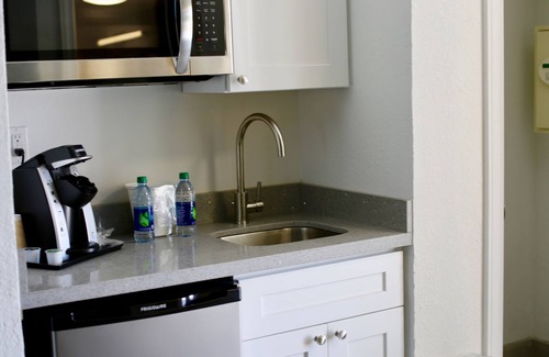 Key Largo Hotel | Gilbert's Resort