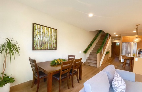 Carbondale House | Gilded Holidays in the Rockies – Sunset Views & Mountain Magic