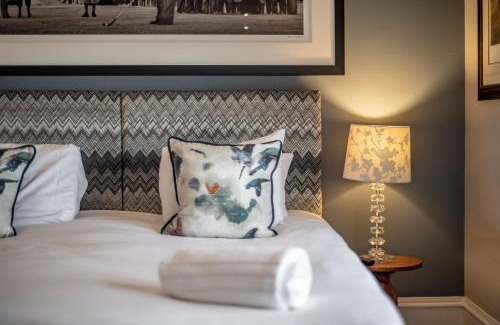 St. Andrews Apartment | Gillespie Apartments - Golfer's Dream