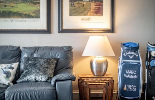 St. Andrews Apartment | Gillespie Apartments - Golfer's Dream