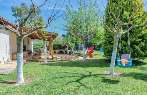 Gaitanion House | Gina's Green Nest Cottage by "Elite"