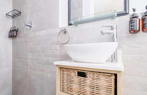 Wilderness Apartment | Ginger Lake Wilderness