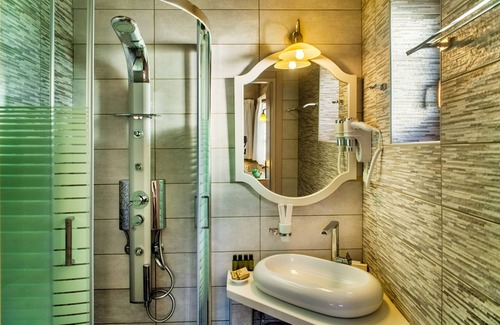 Ano Pedina Hotel | Gioraldi Art Hotel