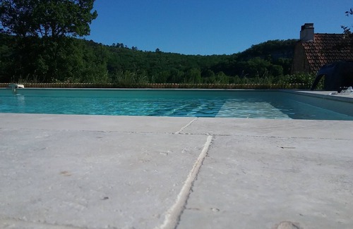 Les Eyzies House | gite les 7 frerès 4 person with swimming pool