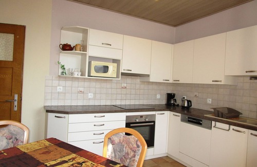 Haguenau Apartment | Gite 2 Pièces Avec Grande Terrasse et Jardin -premier Étage