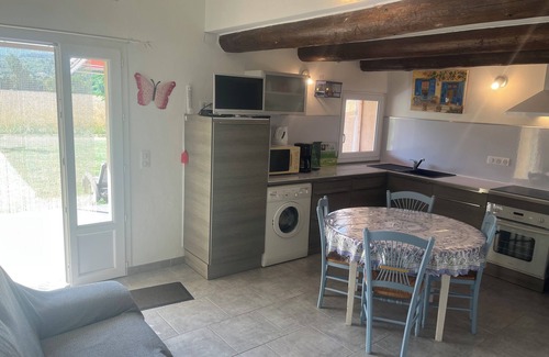 Monieux Cottage | Gite at the foot of Mont Ventoux, between Sault, gorges de la Nesque and Monieux