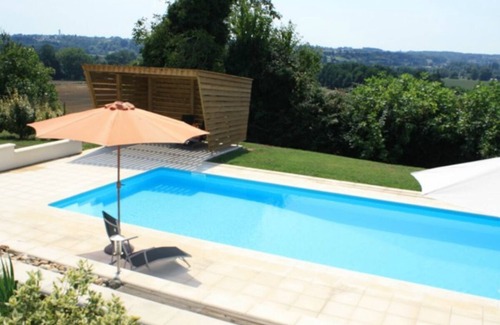 Le Puy House | Gite AUX Tuileries - LE PUY