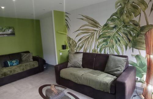 Raon-l'Etape Apartment | Gite Azalée