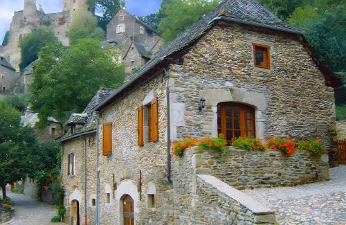 Belcastel House | Gite Belcastel -Village d’Exception