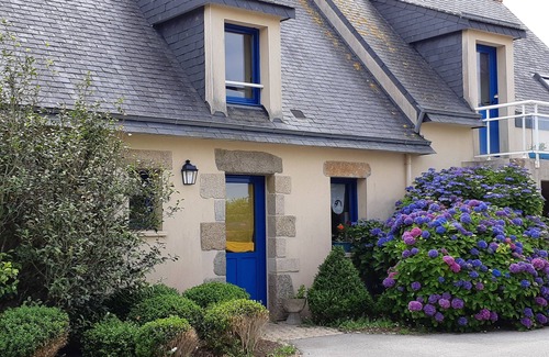 Ploudalmezeau House | Gite Camélias, 3 stars, 700m from the beach, Portsall, Lampaul Ploudalmezeau
