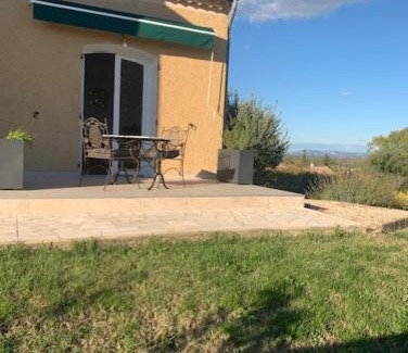 Pont-Saint-Esprit House | GITE/CHAMBRE D'HÔTE DES CEDRES