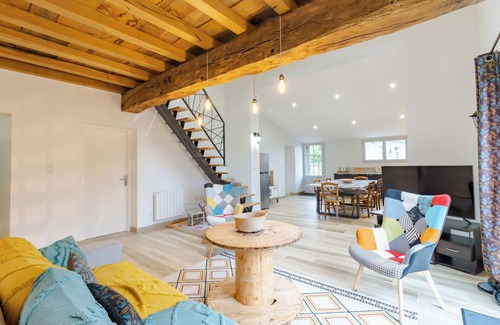 Les Salles-De-Castillon House | Gîte de Lamour – Charm, Private Garden and Welcoming Stay in the Heart of Saint-Émilion