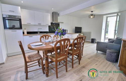 Surzur House | Gite de kermativan