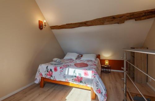Deneze-sous-Doue Apartment | Gite de la Ferme du Château 2 - Studio Climatisé