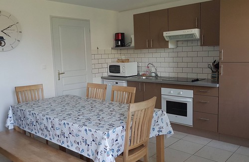 Soubise House | Gîte for 6 people, 3-star rating, close to the sea and in a quiet location