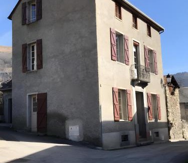 Cazeaux-de-Larboust House | Gite Galy - Maison de montagne