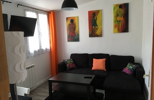 Mormoiron Cottage | Gite in Provence at the foot of Ventoux with swimming pool