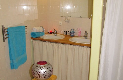 Desaignes Cottage | Gîte Isabel in the Ardèche hills next to the medieval village Désaignes.