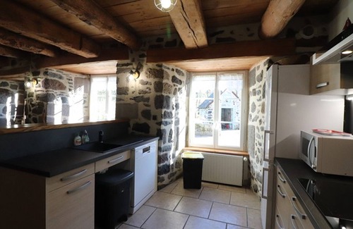 La Chapelle-d'Alagnon Cottage | Gite La Chapelle-d'Alagnon, 5 bedrooms, 13 persons
