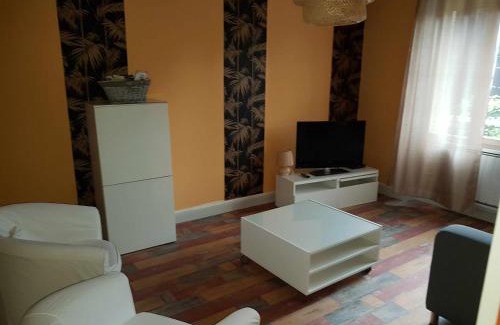 Saint-Georges-de-Mons House | Gite La maison d'Odette