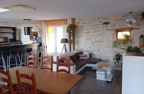 Reigny House | Gîte Le Bel Air in the heart of nature, with jacuzzi