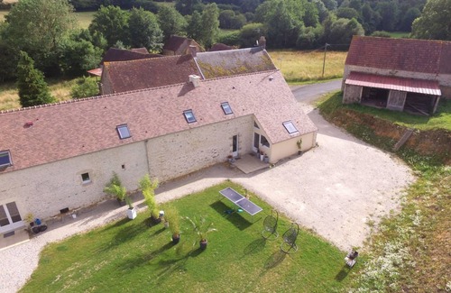 Le Cercueil Cottage | Gite Le Cercueil, 4 bedrooms, 10 persons