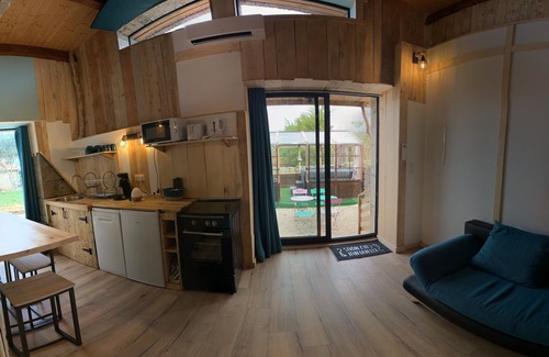 Grospierres Other | Gîte "Le Cocoon" with private Jacuzzi