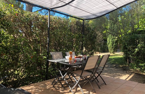 Saint-Christol-Les-Ales House | Gîte 'Le Pin Parasol' at Heike and Didier's, shared pool, Wi-Fi and air conditioning