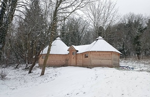 Neufchatel-Hardelot Ski Chalet | GITE LE REFUGE NORDIQUE GENUINE FINNISH KOTA