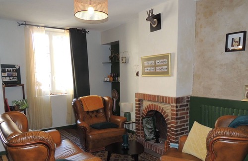 Mortagne-au-Perche House | GÎTE LES 3 FOUGÈRES classified 3 stars: historic center of Mortagne