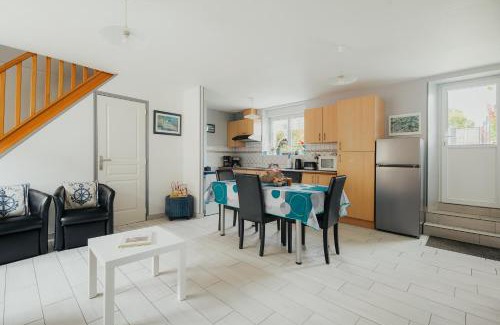 Matignon House | Gite Les Dauphins à Matignon