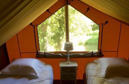 Saint Christophe Cottage | GITE Les Lodges du Château Tente MARIE ANTOINETTE Near La Rochelle