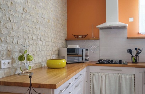 Bellevigne Bed & Breakfast | Gîte LES VIGNES - Charming house in the heart of the Cognac vineyards