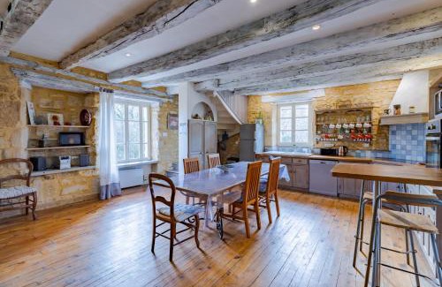 Sainte-Mondane Apartment | Gite Monfort